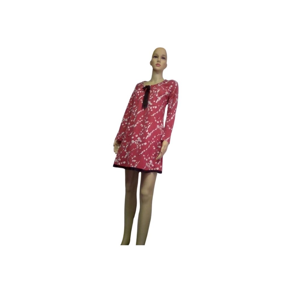 Jaclyn Smith size medium red long-sleeve dress